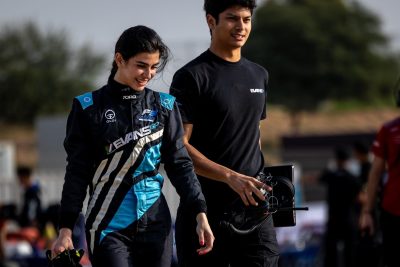 فرح اليوسف.. نجمة سعودية ملهمة في عالم رياضة السيارات