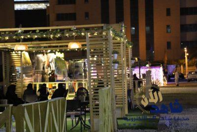 ظاهره تجتاح مدينه الرياض عربات ‏”Food truck parking”