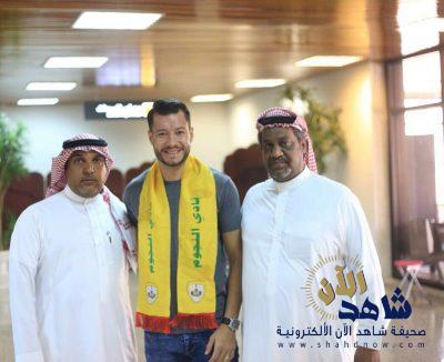 وصول محترف النجوم الجديد البرازيلي تياغو لوبيز