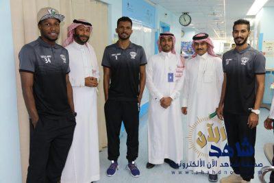 لاعبو هجر يشاركون المرضى في أحتفال اليوم الوطني