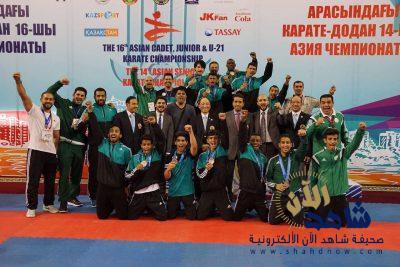 بعثة الأخضر تغادر الى أسبانيا برئاسة الدرع