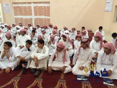 بهدف التوجيه والإرشاد … ثانوية الحرمين تجتمع بطلاب الصف الأول