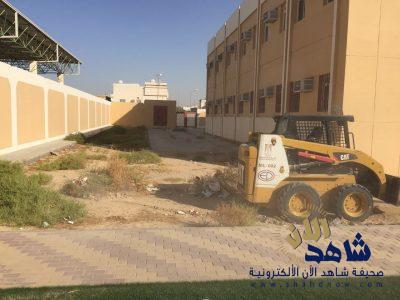 إدارة متوسطة الجشة تثمن دور بلدية الجفر في نظافة المدرسة