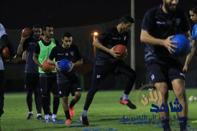 هجر يعاود تمارينه استعداداً للعروبة