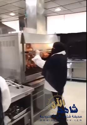 بالفيديو.. مطعم بخاري في الرياض جميع طاقم عمله فتيات سعوديات