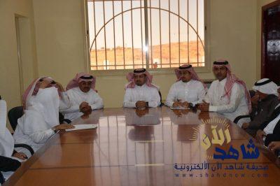 الوادعي : العمل على تحقيق مطالب الأهالي وفق الإمكانيات المتاحة للوصول إلى تقديم أفضل المستويات في الخدمات البلدية