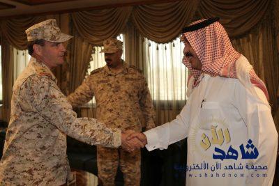 الأمير مشعل بن بدر يستقبل قائد البعثة البريطانية بالحرس الوطني