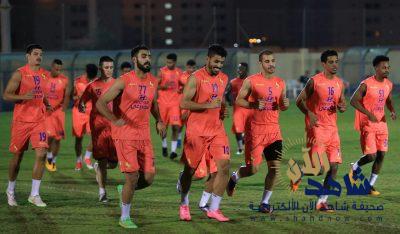 الاتفاق يعاود تدريباته والإنفلونزا تبعد السنين