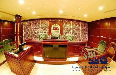 “قاضي” يستغل وظيفته لاصطياد “المتزوجات” والنتيجة: مكالمات وعلاقات محرمة !