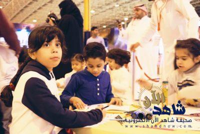 اليوم العالمي للتطوع  .. مبادرة طبية من مركز الأمير سلطان في مجمع العثيم مول