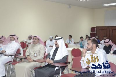 مدير الشؤون الصحية يدشن برنامج طب الأسرة التنشيطي