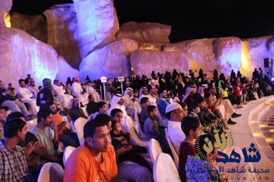 اكثر من ٣٠٠٠ زائر في مهرجان المأكولات باليوم الاول في مشروع أرض الحضارات جبل القارة