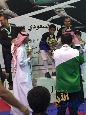 الطالب راشد الزهراني يحقق المركز الأول والميدالية الذهبية  في بطولة المملكه لرياضة المبارزة وسلاح الشيش