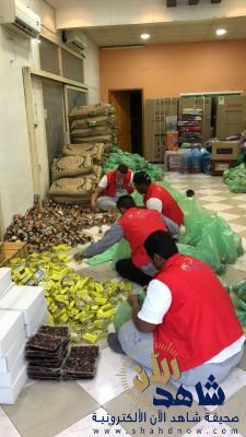 القسم الاجتماعي بنادي الجيل يساهم في حملة شاركنا الخير