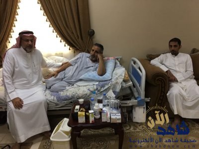 الشيخ علي الزهراني يتلقى التهاني بمناسبة نجاح عملية زراعة الكلى