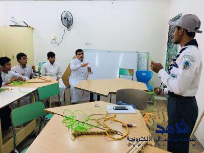 ضمن مبادرة منتدى كشافة مكة الموحد … معتصم مرزا يقدم (فنوان الحبال) خلال محاضرة ثقافية