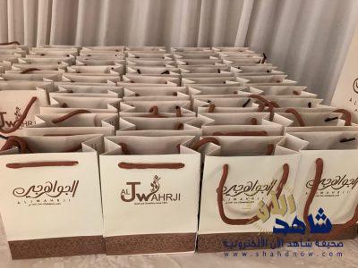 المساعدة للشؤون التعليمية تتوج أكثر من ٨٠ متفوقة بمكتب التعليم بالقرى