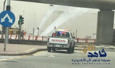 السيطرة على انكسار أنبوب مياه جنوب الرياض