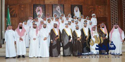 الأمير سعود بن نايف يستقبل القائمين على تنظيم مهرجان الساحل الشرقي ويهنئهم على النجاح