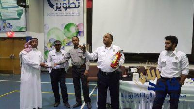 شركة أرامكو تقيم برنامج السلامة المرورية وحرائق المنازل والاسعافات الاوليه بإبتدائية الامير محمد بن فهد