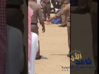 مكة.. مواطن يعفو عن قاتل ابنه في ساحة القصاص (فيديو)