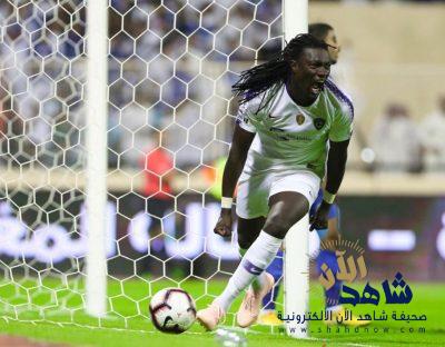 الهلال يواصل حصد النقاط بفوز مثير على الفتح والنصر كسر عناد التعاون