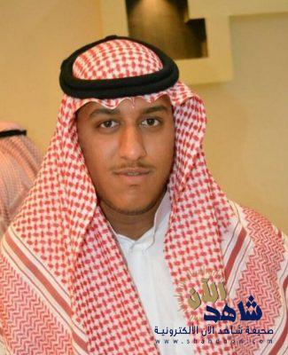 سلمان يضيء منزل العيسى والدريع