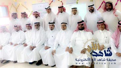 يرنامج الطالب المدرب “تثقيف الأقران “بمدرسة حي سلطانة الأبتدائية بمدينة العيون