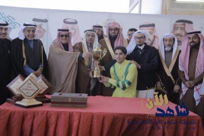 «نواه الدحوم» تطير بكأس تعليم الأحساء على دعم ميدان الأحساء في الحفل الخامس عشر