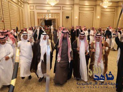 العميد صالح الزهراني يحتفل بزواج الشاب “أحمد”