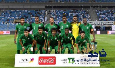 الأخضر يدشن بدايته بكوريا الشمالية