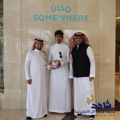 الراشد يكرم الفائزين ببطولة البلايستيشن