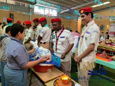 زيارة كشافة تعليم وادي الدواسر للمعرض البيئي بالمحافظة