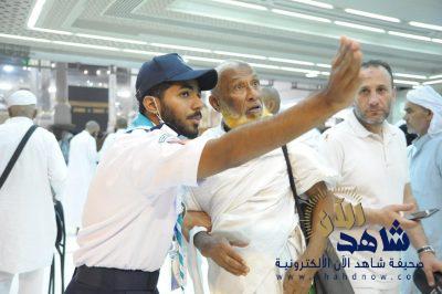 جمعية الكشافة تبدأ أعمالها بالحرم المكي في خدمة المعتمرين والزوار