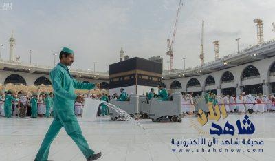 رئاسة شؤون الحرمين تجنّد 4 آلاف عامل لتنظيف صحن المطاف ليلة 27 رمضان