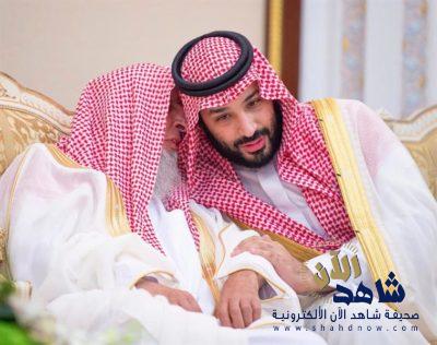 صورة لافتة لولي العهد مع المفتي تلقى رواجاً واسعاً في مواقع التواصل