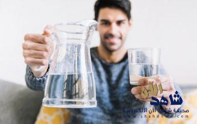 شرب الماء مهم لصحة البشرة والجلد.. اعرف السبب