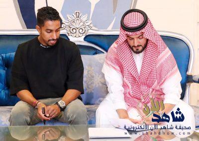 الهلال‬⁩ يعلن تجديد عقد سالم الدوسري