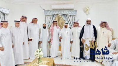 الوحيمد والقناص يشعلان ديوانية الحبابي بشعر الاحساء