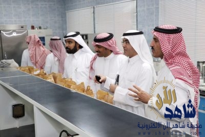 مركز النخيل والتمور بالأحساء يوفّر أول جهاز للكشف عن بقايا المبيدات الحشرية