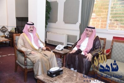 محافظ الأحساء يستقبل الشهري