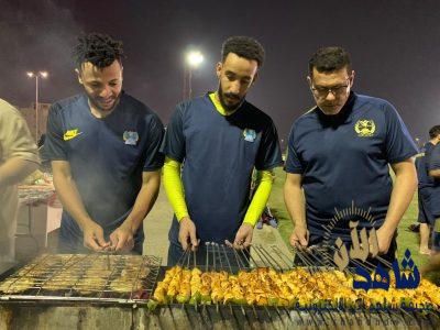 الغنيم يُقيم مأدبة عشاء ” مشاوي ” لعناصر الجيل