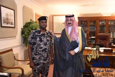 سمو الأمير بدر بن جلوي يقلد الدوسري رتبته الجديدة