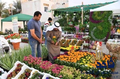 اكثر من ٥٠٠٠ ألاف زائر لكرنفال الزهور باليوم الثاني