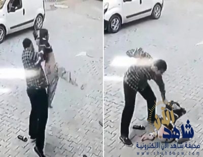 شاهد صاحب محل تركي يضرب طفل سوري بعنف ويطرحه أرضًا.. والسبب صادم!