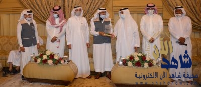 مركز حي الشرائع يكّرم محافظ الليث ورئيس تنظيمية ملتقى الليث للضاحية