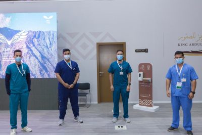 وزارة البيئة تشارك بعيادات بيطرية في مهرجان الصقور