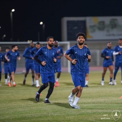 الخليج يستأنف تدريباته