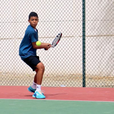 انطلاق بطولتي تنس شاب الممتاز والتصنيفية للدرجة الأولى والناشئين