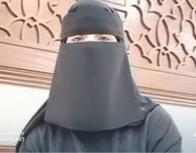 شاهد معلمة سعودية تشرح الرياضيات لملايين الطلاب على التيك توك بطريقة بسيطة.. وتكشف عن أكثر الدول متابعة لها